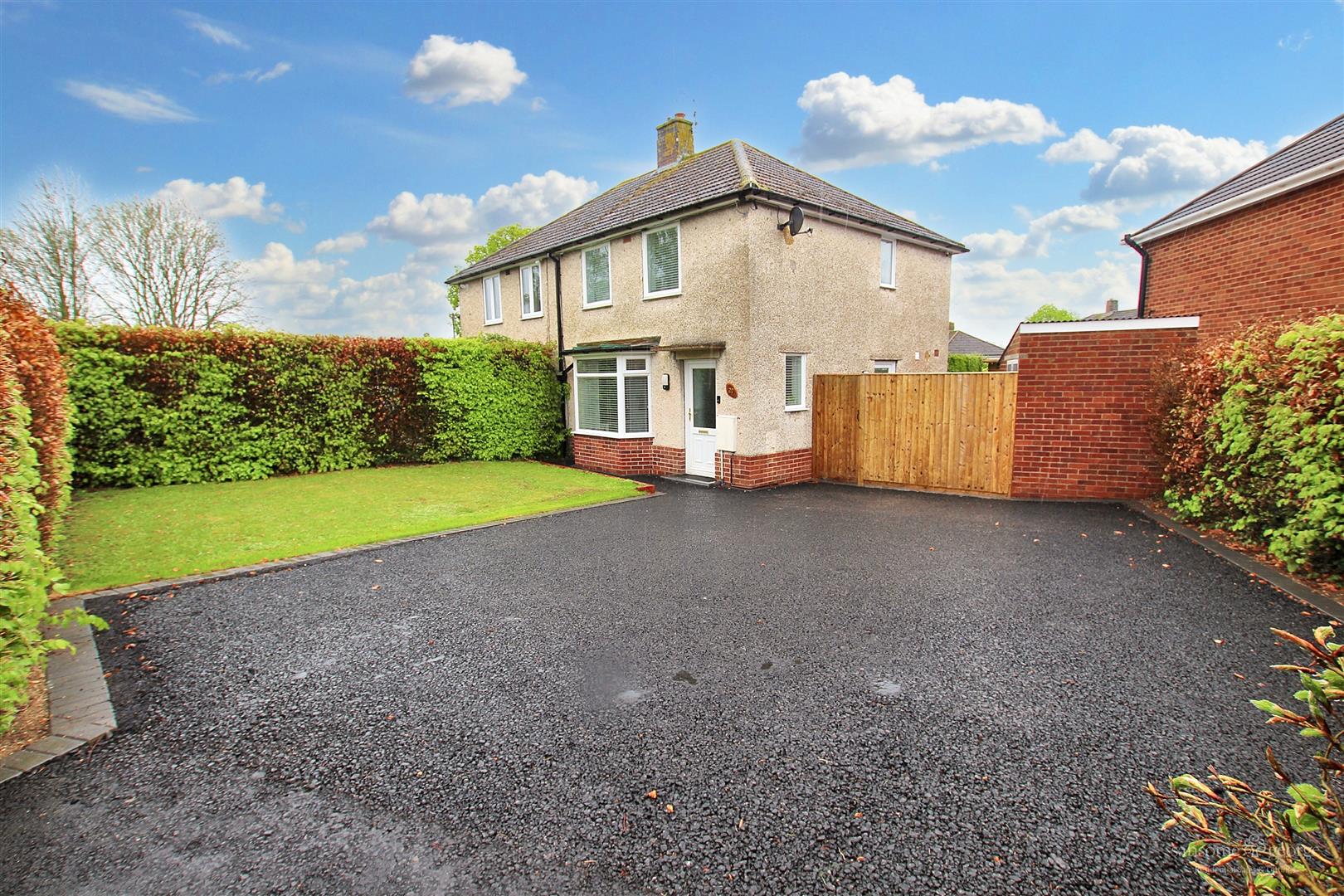 2 bed property in Burlington Road, Reading